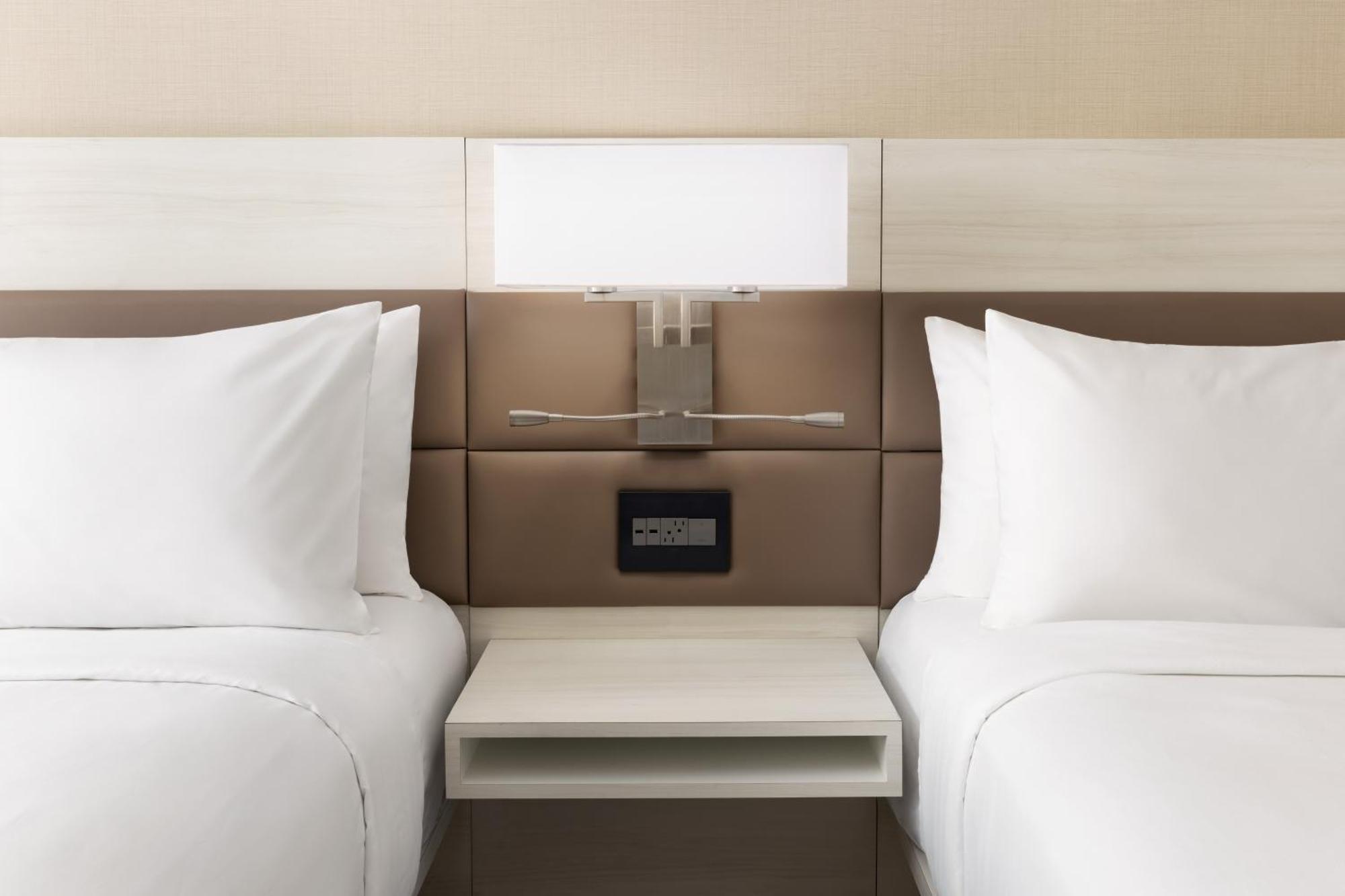 Ac Hotel By Marriott Jacksonville St Johns Town Center Bagian luar foto